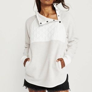 Abercrombie & Fitch Asymmetrical Snap Fleece